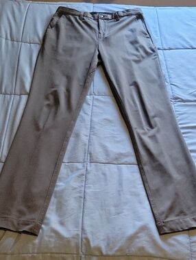 Quince Brand Men's Ultra-Stretch 24/7 Smart Chinos- Charcoal 32x32